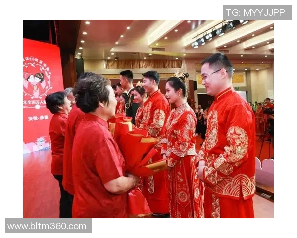 球员邀请全队队友参加婚礼场面温馨感人众人祝福见证幸福时刻