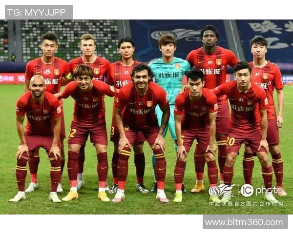 足球比赛临近终场逆转案例战术共性分析与成功因素探讨 足球比赛临近终场逆转案例战术共性分析与成功因素探讨