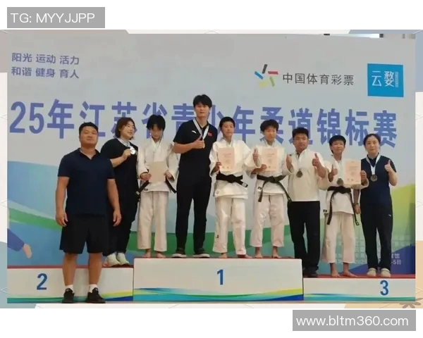 中国男队在世界柔道锦标赛中创造历史团体奖牌新高表现引人注目 中国男队在世界柔道锦标赛中创造历史团体奖牌新高表现引人注目